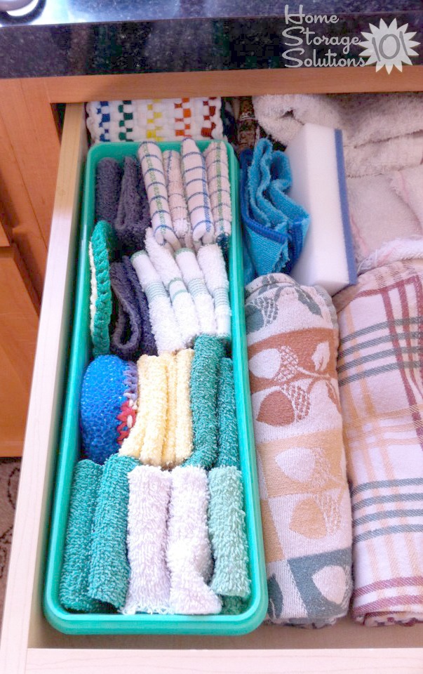 https://www.home-storage-solutions-101.com/images/declutter-kitchen-towels-chelena.jpg