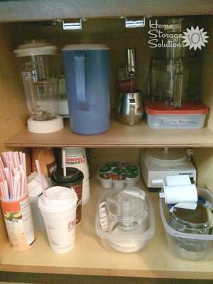 https://www.home-storage-solutions-101.com/images/dont-forget-to-get-rid-of-restaurant-cup-clutter-too-21843741.jpg