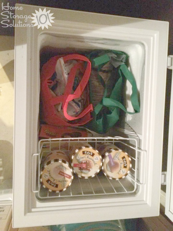 https://www.home-storage-solutions-101.com/images/organizing-a-chest-freezer-michelle.jpg