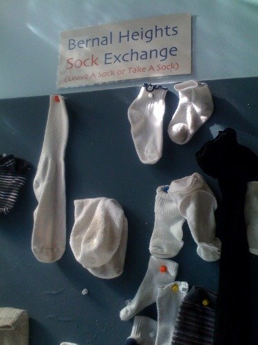 How (And How Long) To Store Mateless Missing Socks - Organized-ish